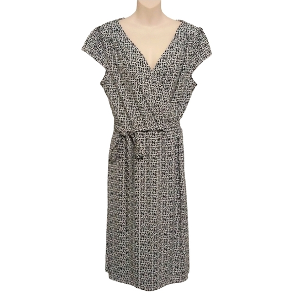 ✨Bogo FREE ✨ Loft Petites Wrap Look Dress w Matching Sash Sz 16P - Picture 1 of 7